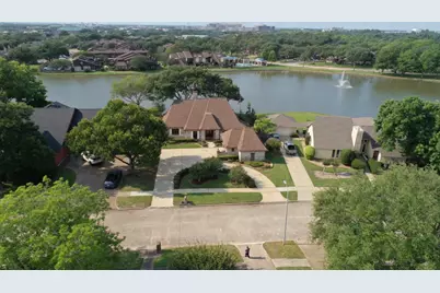 2439 Hodges Bend Circle, Sugar Land, TX 77479 - Photo 3