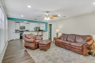 3702 Travis Dr, Beaumont, TX 77703 - Photo 7