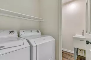 3702 Travis Dr, Beaumont, TX 77703 - Photo 23