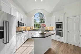 22511 Trailwood Ln, Tomball, TX 77375 - Photo 11