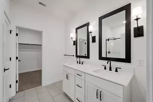 516 Monarch Trl, Huntsville, TX 77340 - Photo 13