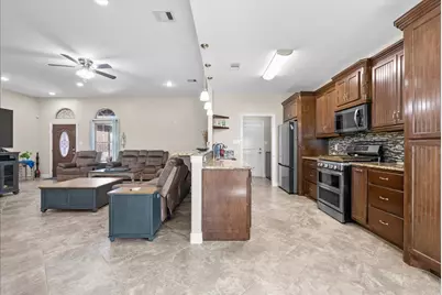 722 Bunkhouse Trail, Angleton, TX 77515 - Photo 11