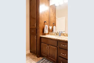 722 Bunkhouse Trail, Angleton, TX 77515 - Photo 21