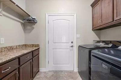 722 Bunkhouse Trail, Angleton, TX 77515 - Photo 15