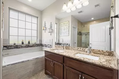 722 Bunkhouse Trail, Angleton, TX 77515 - Photo 21