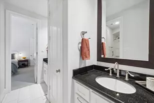1303 Bobbitt Manor Ln, Houston, TX 77055 - Photo 27