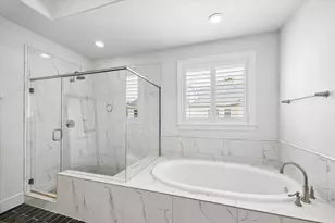 1303 Bobbitt Manor Ln, Houston, TX 77055 - Photo 21
