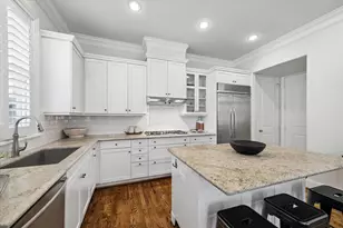 1303 Bobbitt Manor Ln, Houston, TX 77055 - Photo 15
