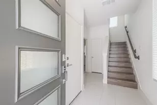 4817 Martin Oaks Ln, Houston, TX 77018 - Photo 3