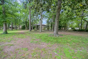 341 Rolling Hills Dr, Conroe, TX 77304 - Photo 25