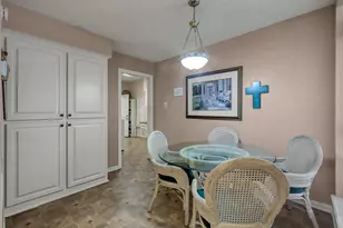 341 Rolling Hills Dr, Conroe, TX 77304 - Photo 13
