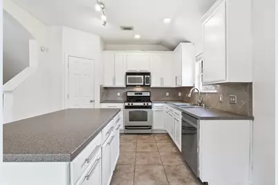 11402 Overland Trail Drive, Richmond, TX 77406 - Photo 9
