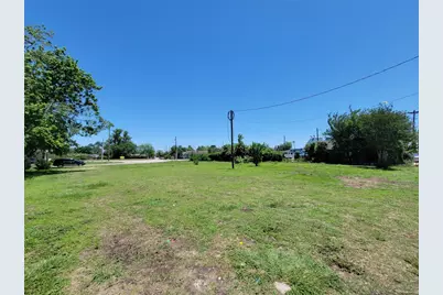 3119 Wisconsin Street, Baytown, TX 77520 - Photo 9