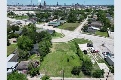 3119 Wisconsin Street, Baytown, TX 77520 - Photo 17