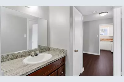 122 E Crosstimbers Street #117, Houston, TX 77022 - Photo 5