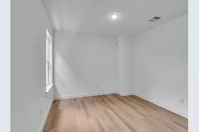 8629 Homewood Lane Unit B, Houston, TX 77028 - Photo 19