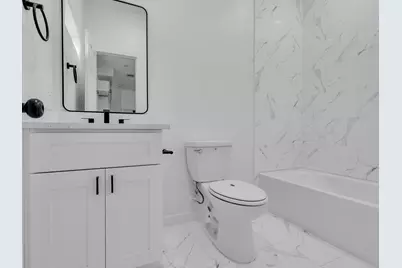 8629 Homewood Lane Unit B, Houston, TX 77028 - Photo 17