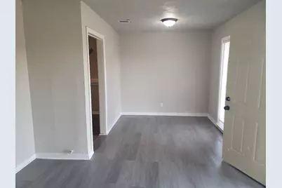 5322 Pershing Street, Houston, TX 77033 - Photo 1