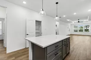 14330 Bluebonnet Bnd Ct, Willis, TX 77318 - Photo 9
