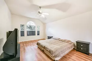 8719 Sailing Dr, Humble, TX 77346 - Photo 23