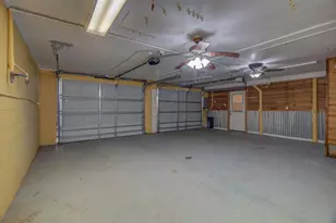 2128 59th St, Galveston, TX 77551 - Photo 43