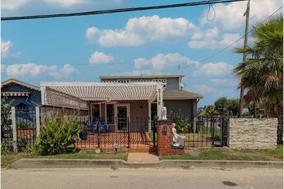 2128 59th Street, Galveston, TX 77551 - Photo 9