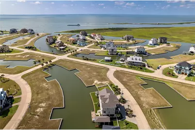 24 Long Key, Hitchcock, TX 77563 - Photo 17