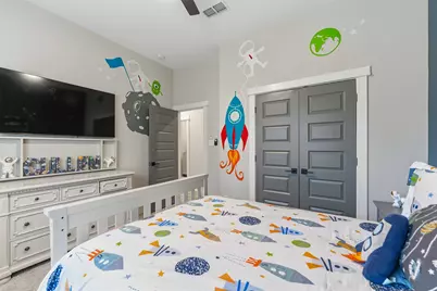 1717 Lindsey Ridge Drive, Houston, TX 77055 - Photo 21