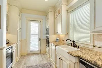 6 Criolla Court, Galveston, TX 77554 - Photo 11