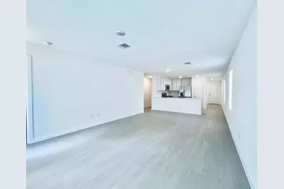 3014 Mallorca, Conroe, TX 77301 - Photo 3