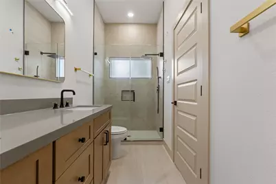 4214 Clover Street #B, Houston, TX 77051 - Photo 23