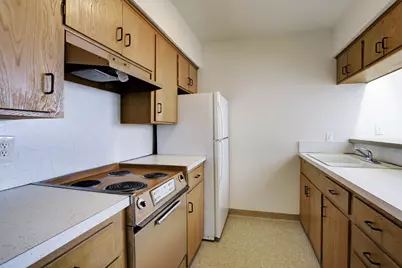 3703 Roseland Street #4, Houston, TX 77006 - Photo 5