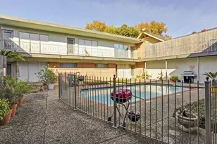3703 Roseland St, Houston, TX 77006 - Photo 1