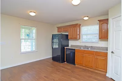 6225 Dickson Avenue, Texas City, TX 77591 - Photo 7