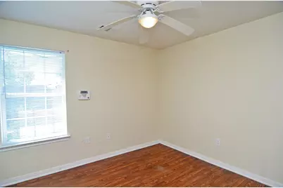 6225 Dickson Avenue, Texas City, TX 77591 - Photo 17