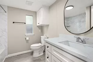 2222 N Austin Ave, Pearland, TX 77581 - Photo 13