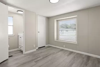 2222 N Austin Avenue #7, Pearland, TX 77581 - Photo 17