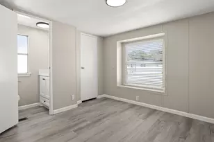 2222 N Austin Ave, Pearland, TX 77581 - Photo 17