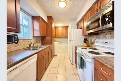 2800 Jeanetta Street #2810, Houston, TX 77063 - Photo 15