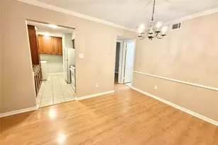 2800 Jeanetta St, Houston, TX 77063 - Photo 9
