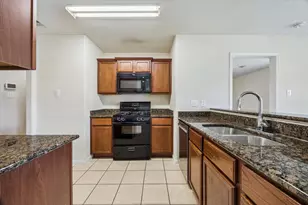 9907 Garnet Springs Dr, Rosharon, TX 77583 - Photo 5
