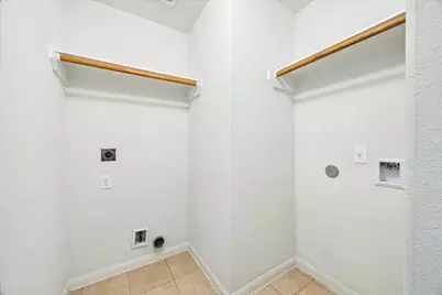 9907 Garnet Springs Drive, Rosharon, TX 77583 - Photo 17