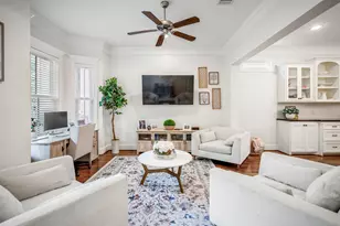 218 E 27th St, Houston, TX 77008 - Photo 17