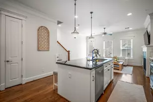 218 E 27th St, Houston, TX 77008 - Photo 19