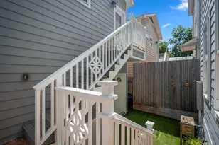 218 E 27th St, Houston, TX 77008 - Photo 7