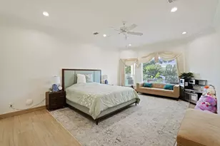 5 Camden Ct, Sugar Land, TX 77479 - Photo 17