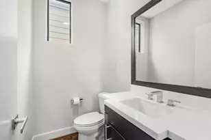 5638 Petty St, Houston, TX 77007 - Photo 17