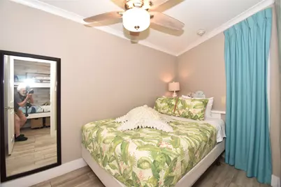 6102 Seawall Boulevard #114, Galveston, TX 77551 - Photo 9