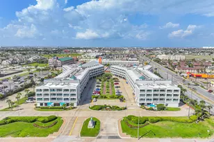 6102 Seawall Blvd, Galveston, TX 77551 - Photo 3