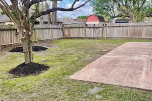 5030 Valleyview Dr, La Porte, TX 77571 - Photo 19